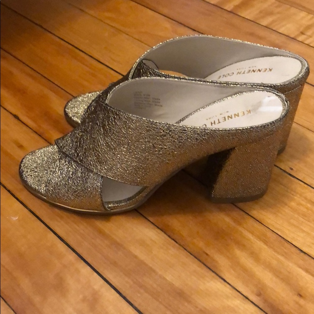 Kenneth Cole Sandals - Picture 2 of 4